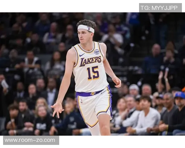 里夫斯谈雷迪克上任后改变:鼓励我在场上更具侵略性 里夫斯谈雷迪克上任后改变:鼓励我在场上更具侵略性