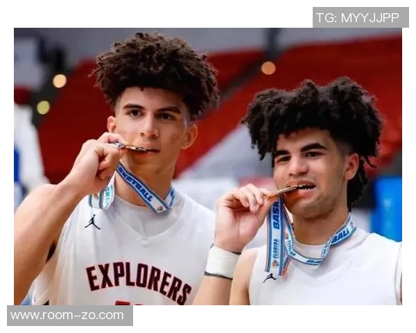 布泽尔之子闪耀赛场杜克大学开季战绩20胜1负展现强大实力 布泽尔之子闪耀赛场杜克大学开季战绩20胜1负展现强大实力